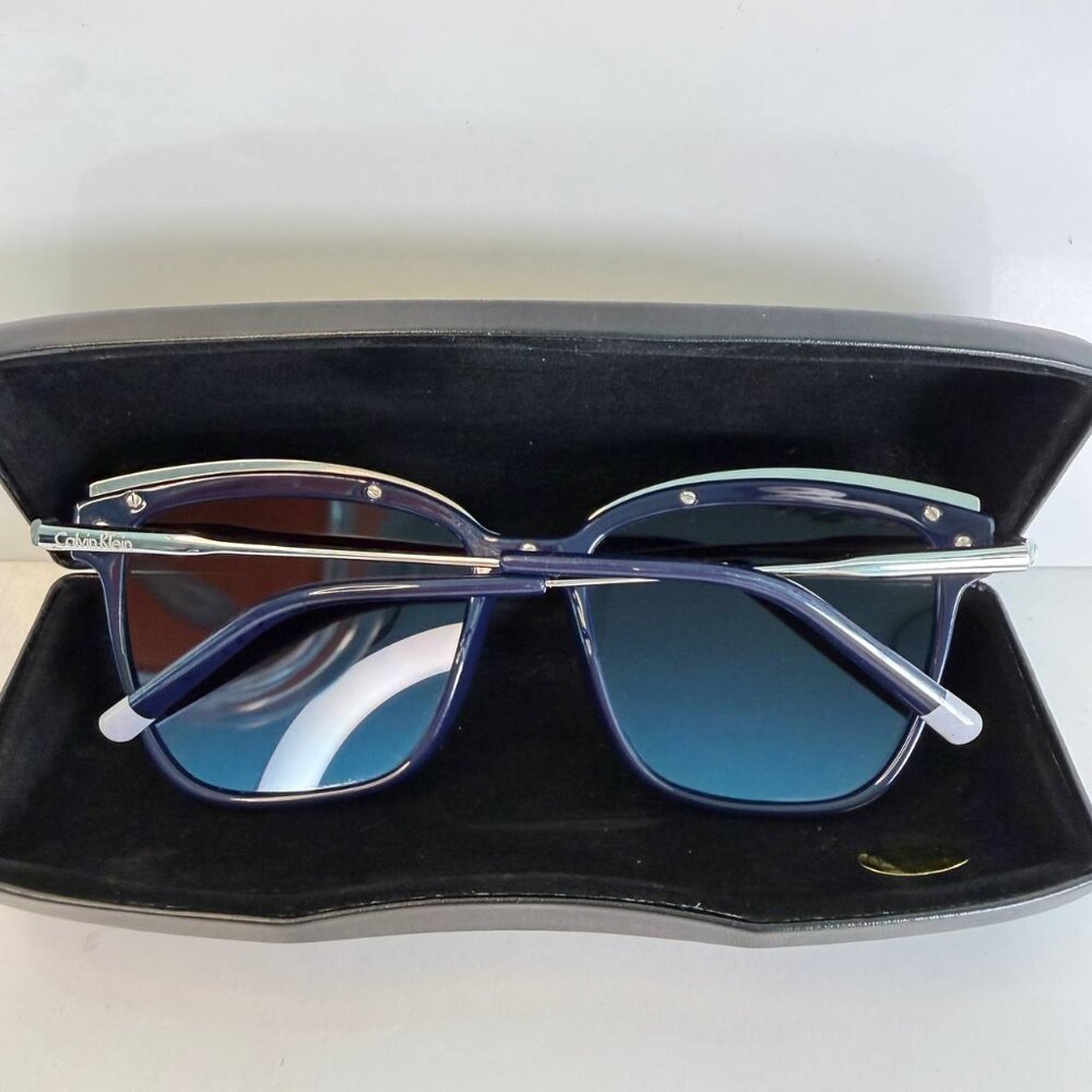 Calvin Klein Sunglasses – Gradient Lenses – Good Condition – Case Included - Picture 7 of 15